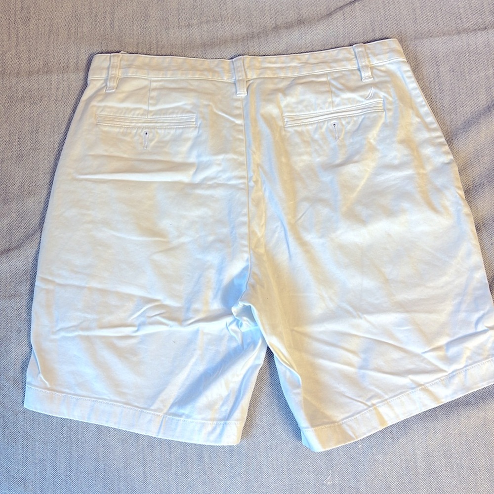 Nautica Men's white Shorts 34 - Picture 3 of 3
